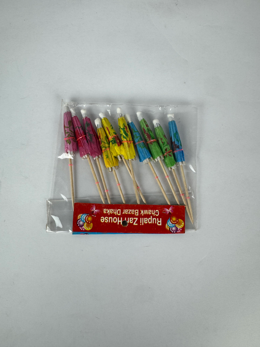 umbrella & pineapple topper